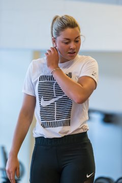 In the Gym 12 - Training mit Carina